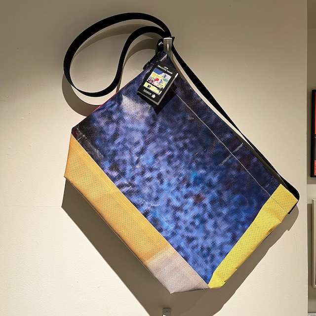 リミテッド・エディション メッセンジャーバッグ “GROOVY DOG” #40