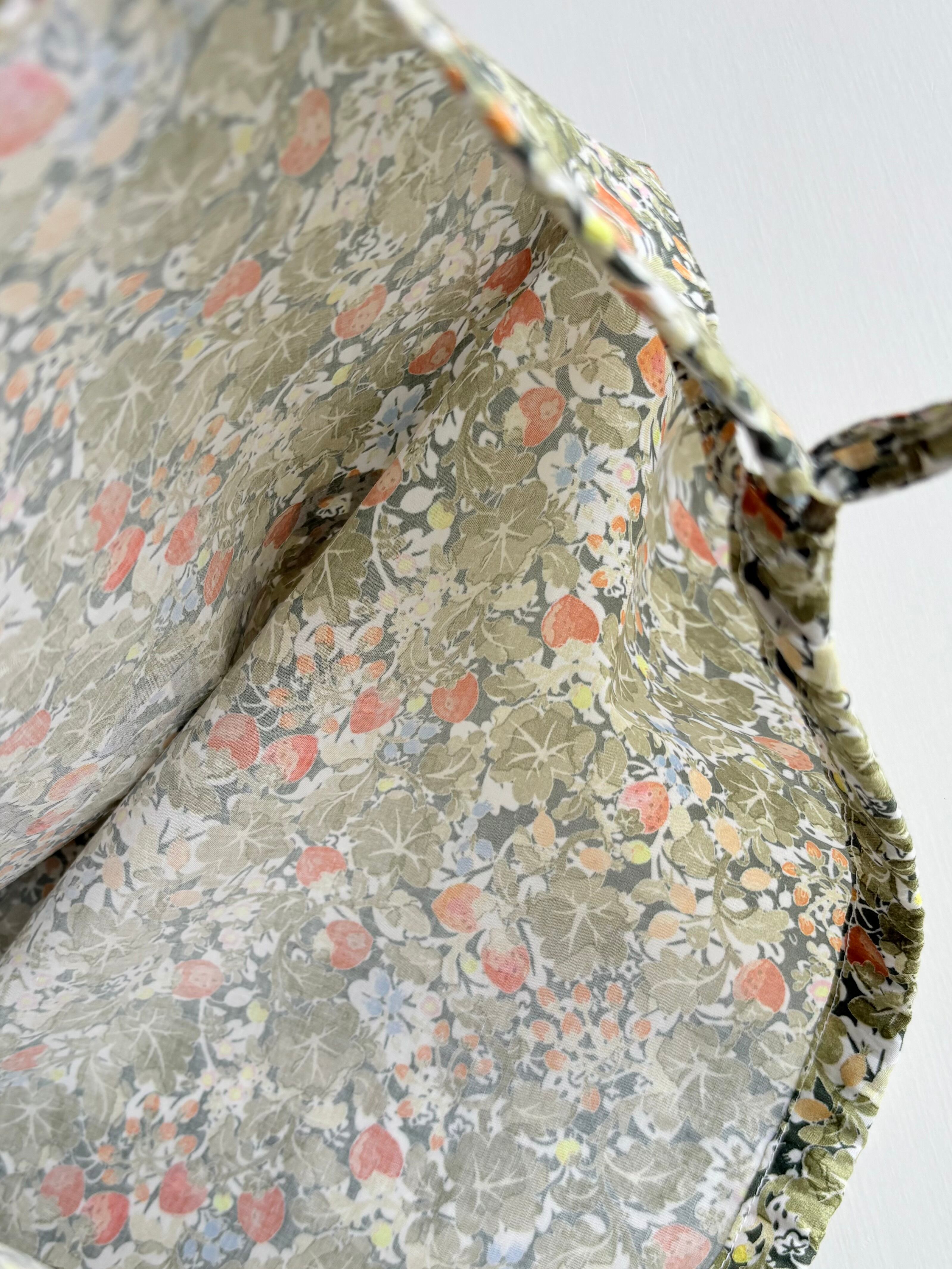 R&D.M.Co-】WILD BERRY FIELD LAWN DRAWSTRING BAG (L) no.7882