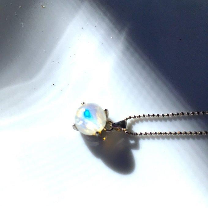 【一点物】✦6月の誕生石✦⋆.·SV925⋆.満月レインボームーンストーンPetitネックレス⋆.·Moonlit Dream.·✦no99