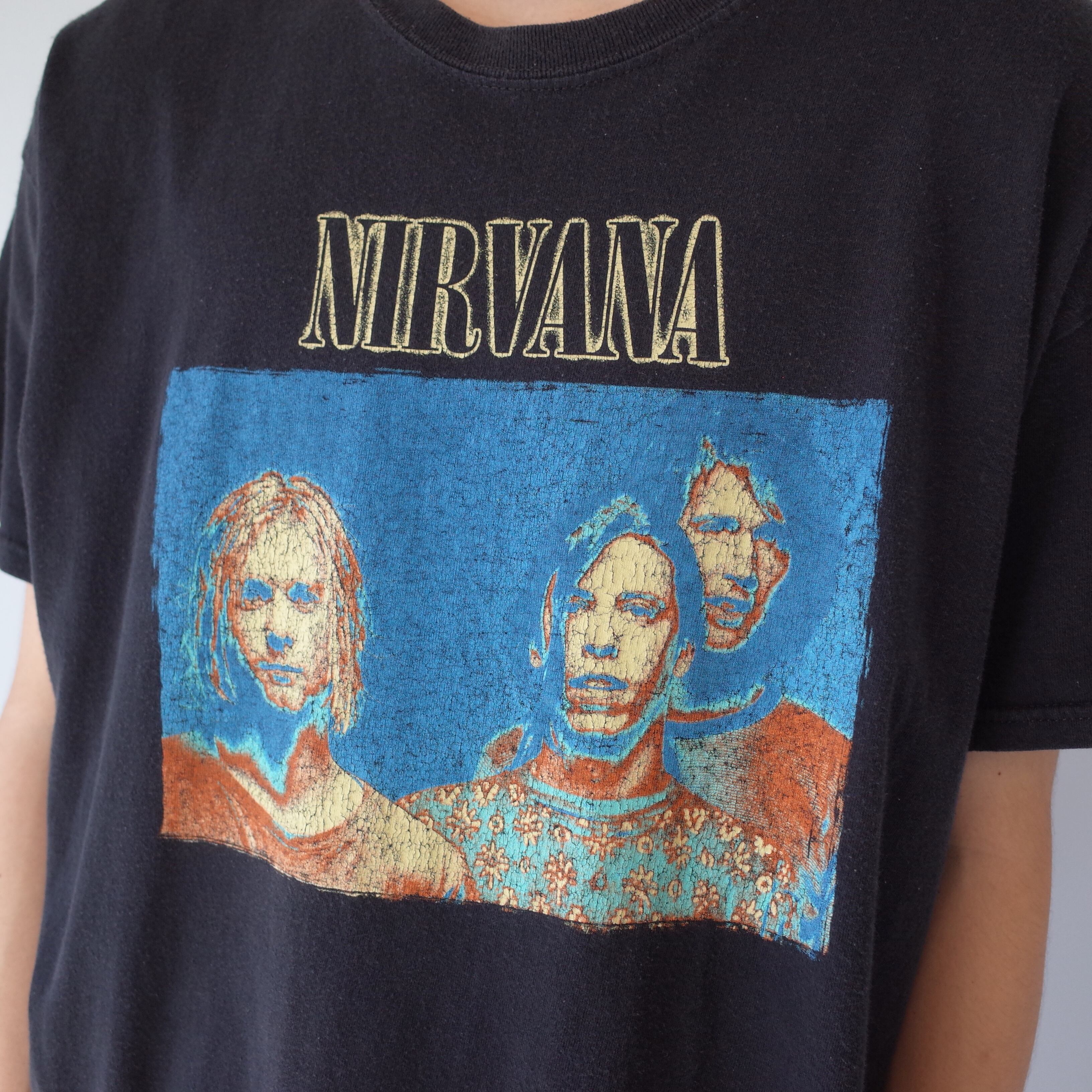 NIRVANA” Front Printed Official Rock T-shirt s/s | FINCH