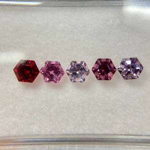 スピネル ６角形　5色セット 約3.5mm No.H5-6