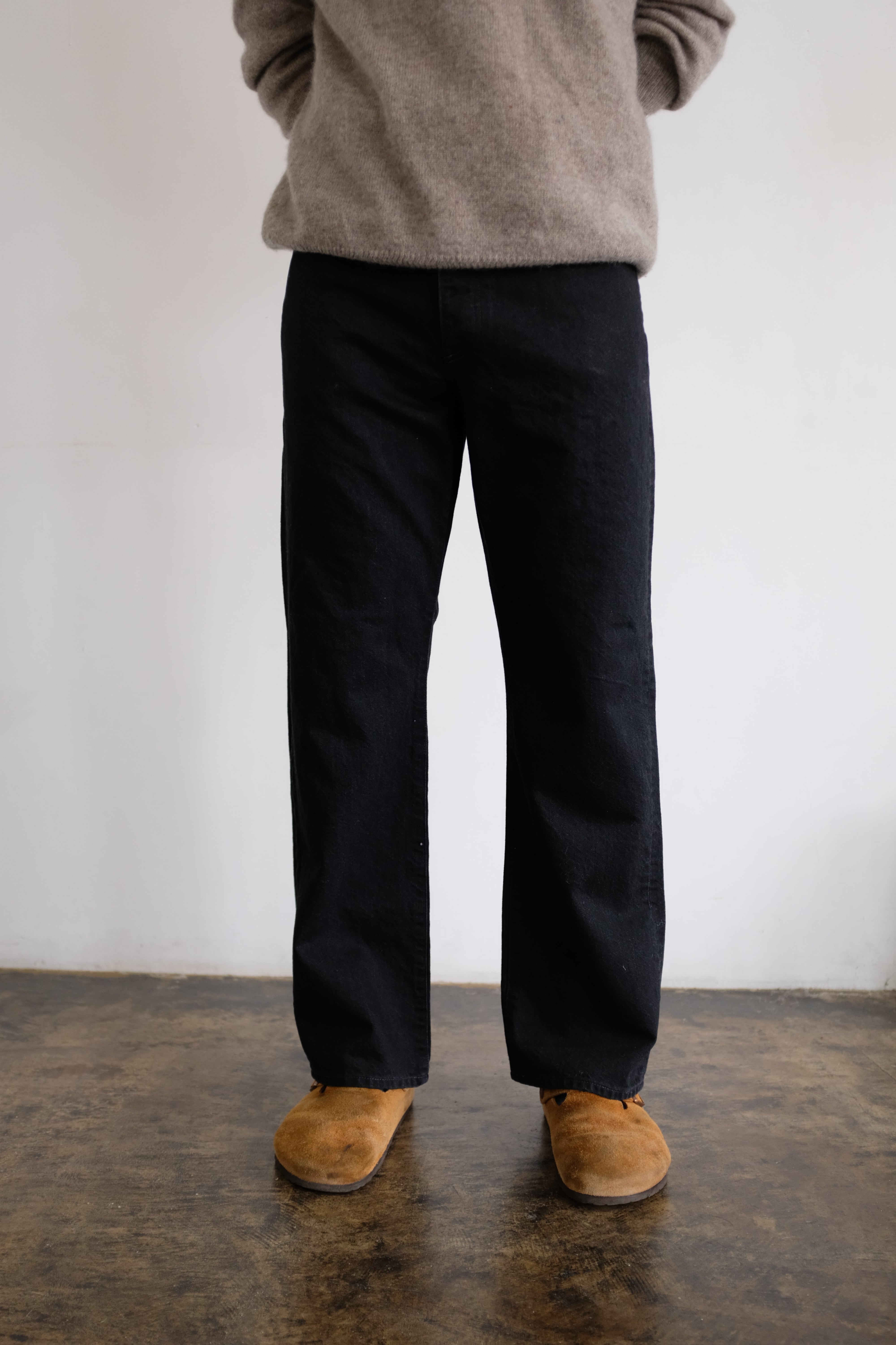 パンツ BISOWN CO/HE PURE STRAIGHT DENIM 26ss BISOWN]CO/HE PURE STRAIGHT DENIM / W BLACK | YES-姫路の美容院と服