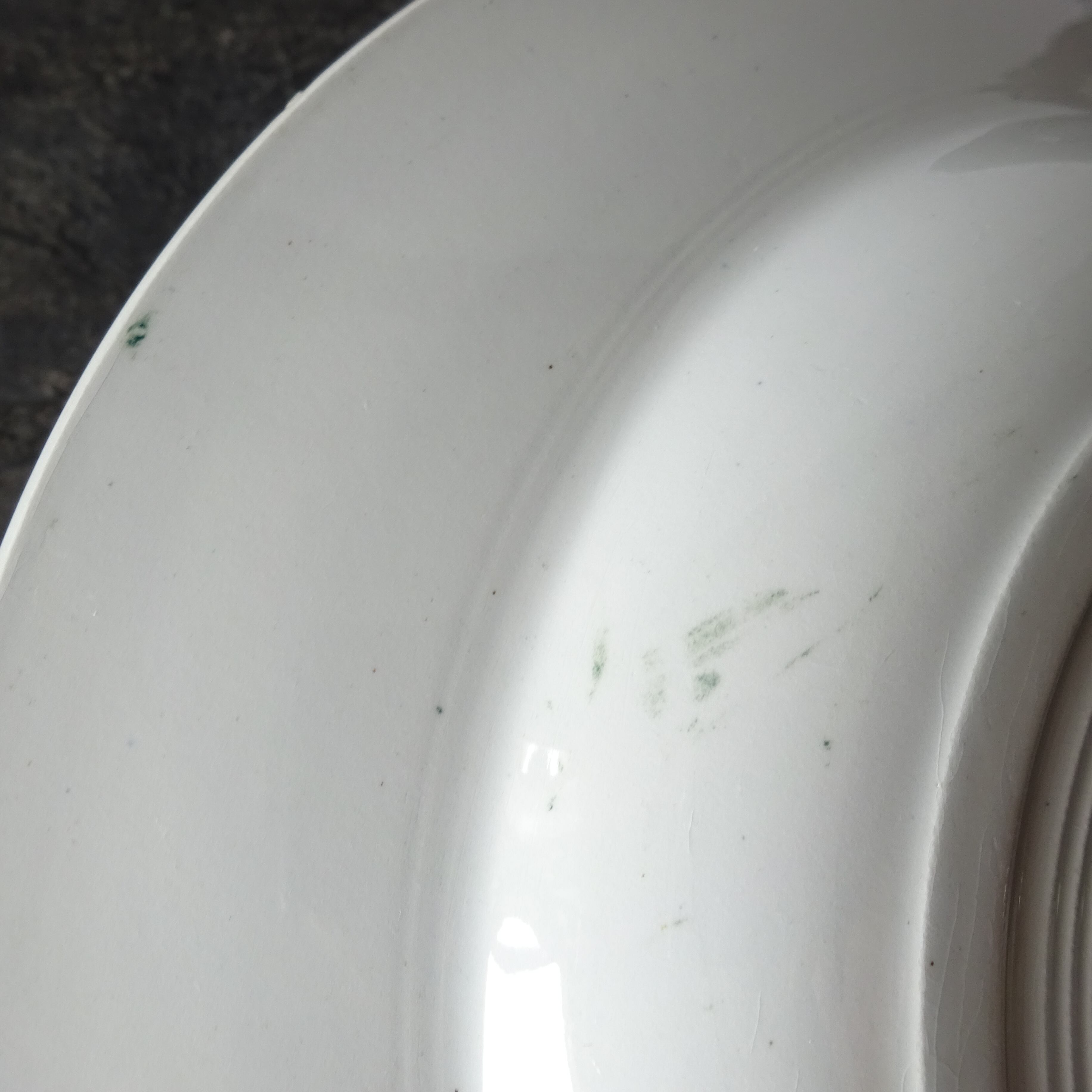 Saint-Amand-les-Eaux modèle《TRIANON》assiette creuse (D)