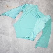 社交ダンス 衣装 スタンダード トップス レッスンウェア オールシーズン prima boutique プリマブティック 水色 ブルー系 無地 長袖 シンプル フェミニン アシンメトリー カジュアル テレコ 光沢 軽量 通気性 有り おしゃれ スポーティー 大人 レディース 体型カバー ワークショップ お得サイズ フィット感 プロフェッショナル質感