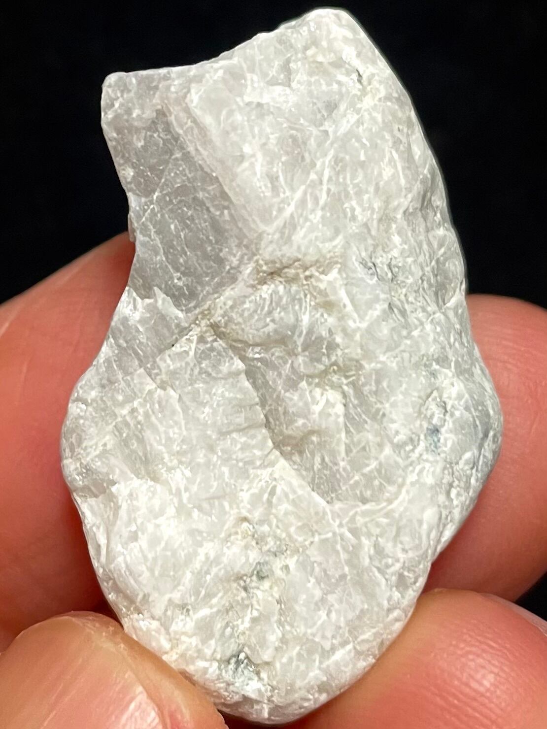 3) 日本人の「心」に寄り添う御守り!深い変容と変革「糸魚川石英」ミニサイズ