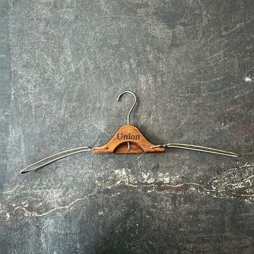 Vintage Union Folding hanger 2