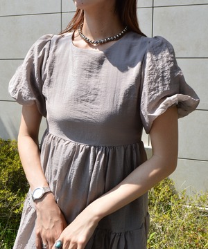 バブルスリーブ半袖ワンピース