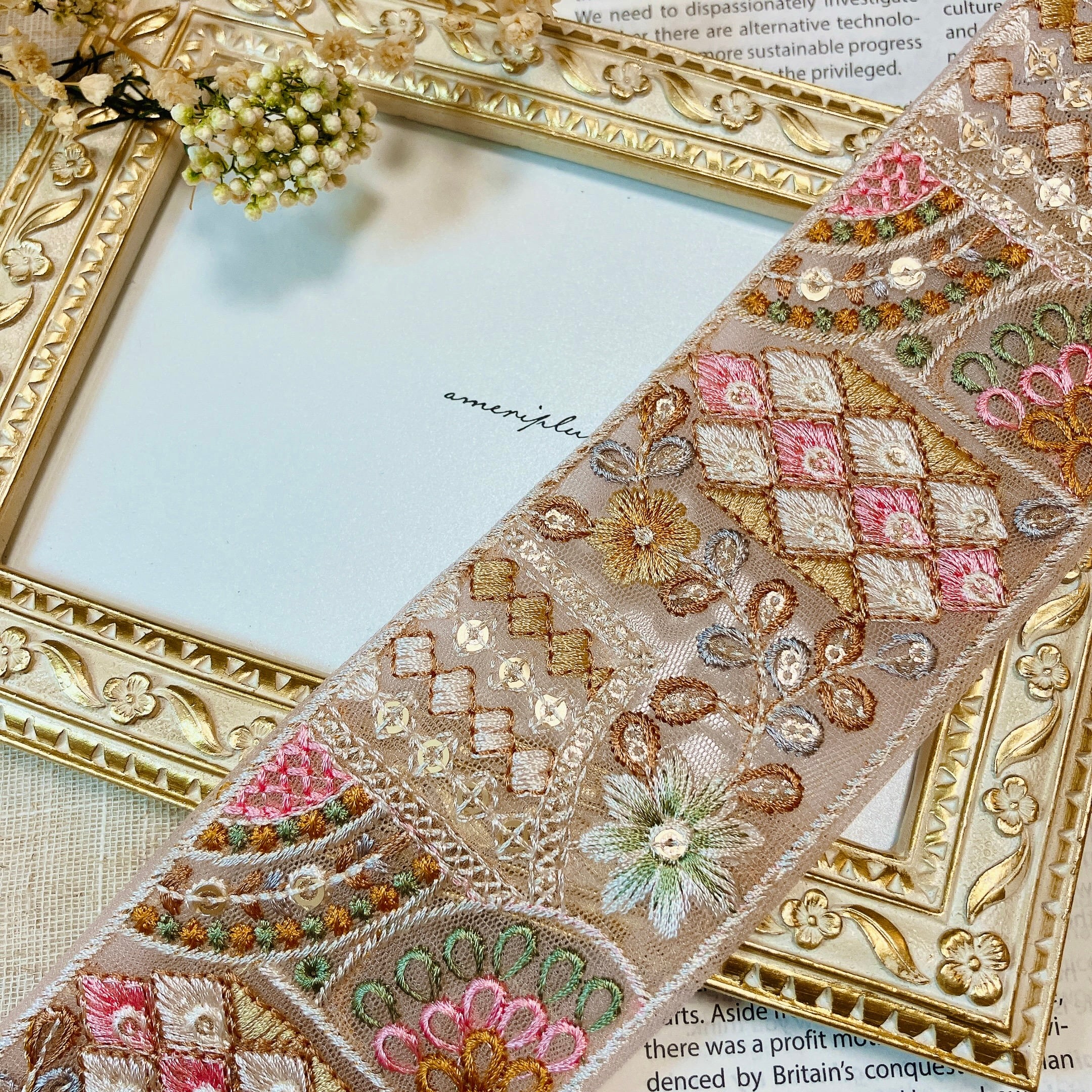 貴重！！ザリ刺繍 タペストリーラグ パッチワーク インドの手仕事 伝統