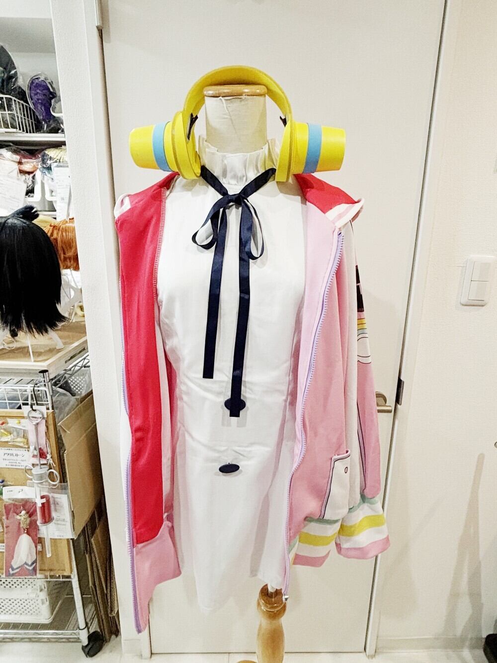 ONEPIECE ウタ 風衣装【ヘッドホン、ブーツ付き】