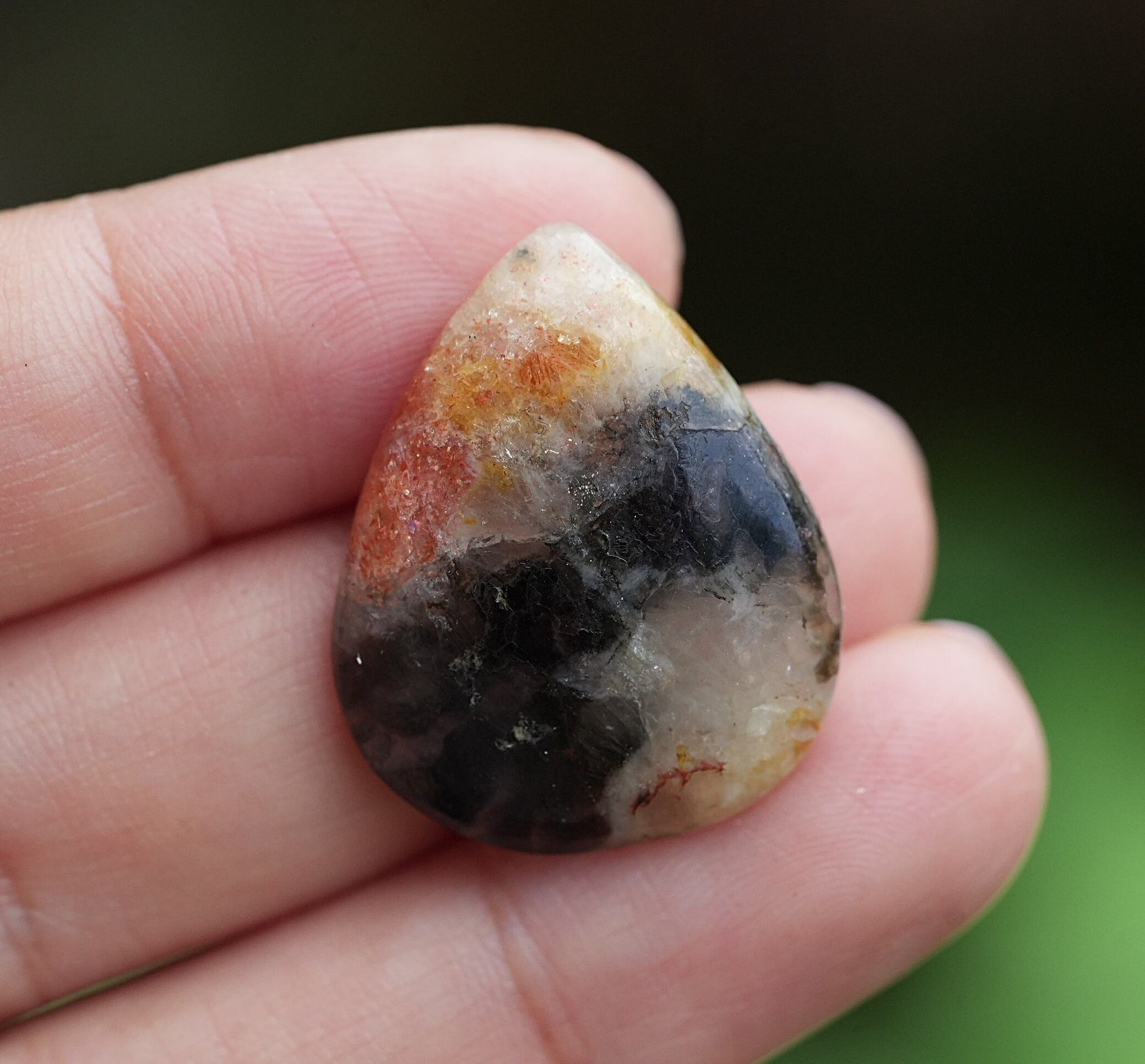 2色展開☆アイオライトサンストーン s1519 | Funky garuda