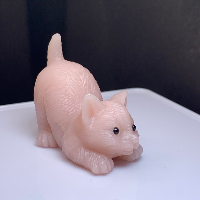 13.ピンクオパール猫・インテリア