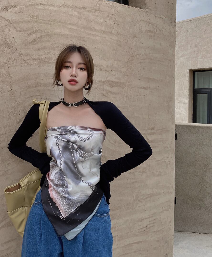 ブラックニットブラウス スプリングオータムセーター ジャケット ショート ロング 春物 秋物 ブラックストロベリース47421804417