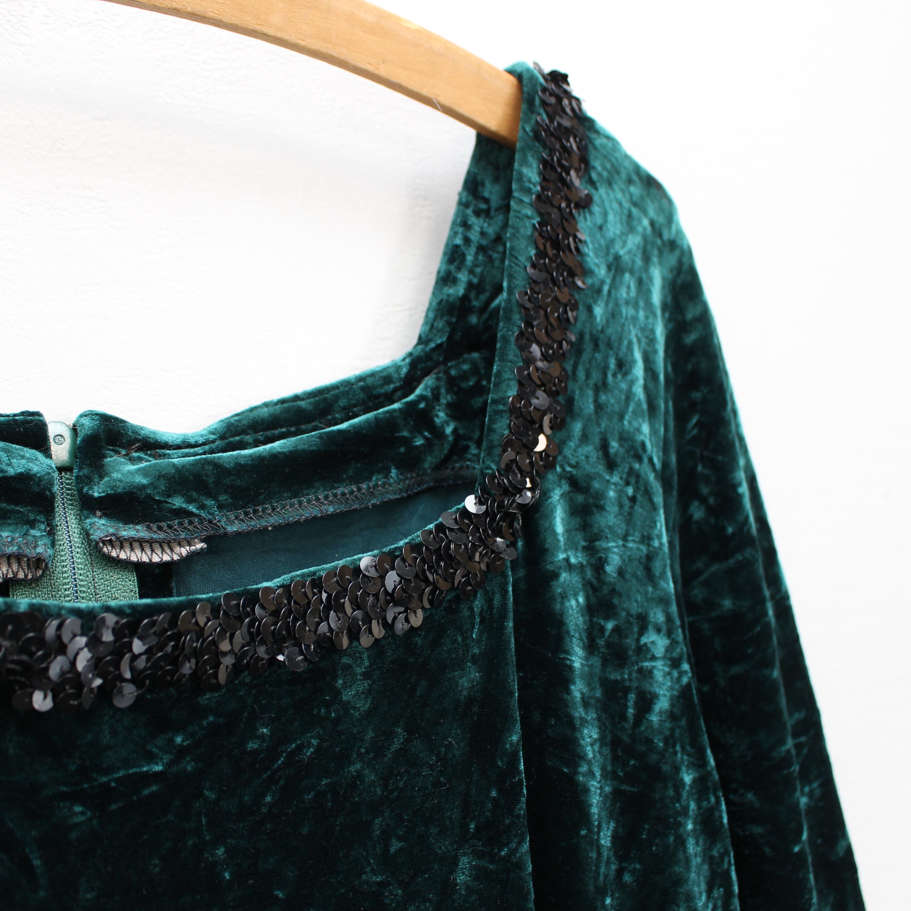 SPECIAL ITEM* EU VINTAGE VELOUR DOCKING EMBROIDERY JACQUARD DESIGN