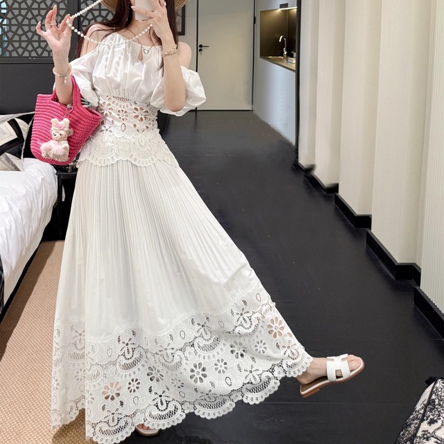 【set】カットワークレースオフショルトップス×プリーツスカートセット     N3109