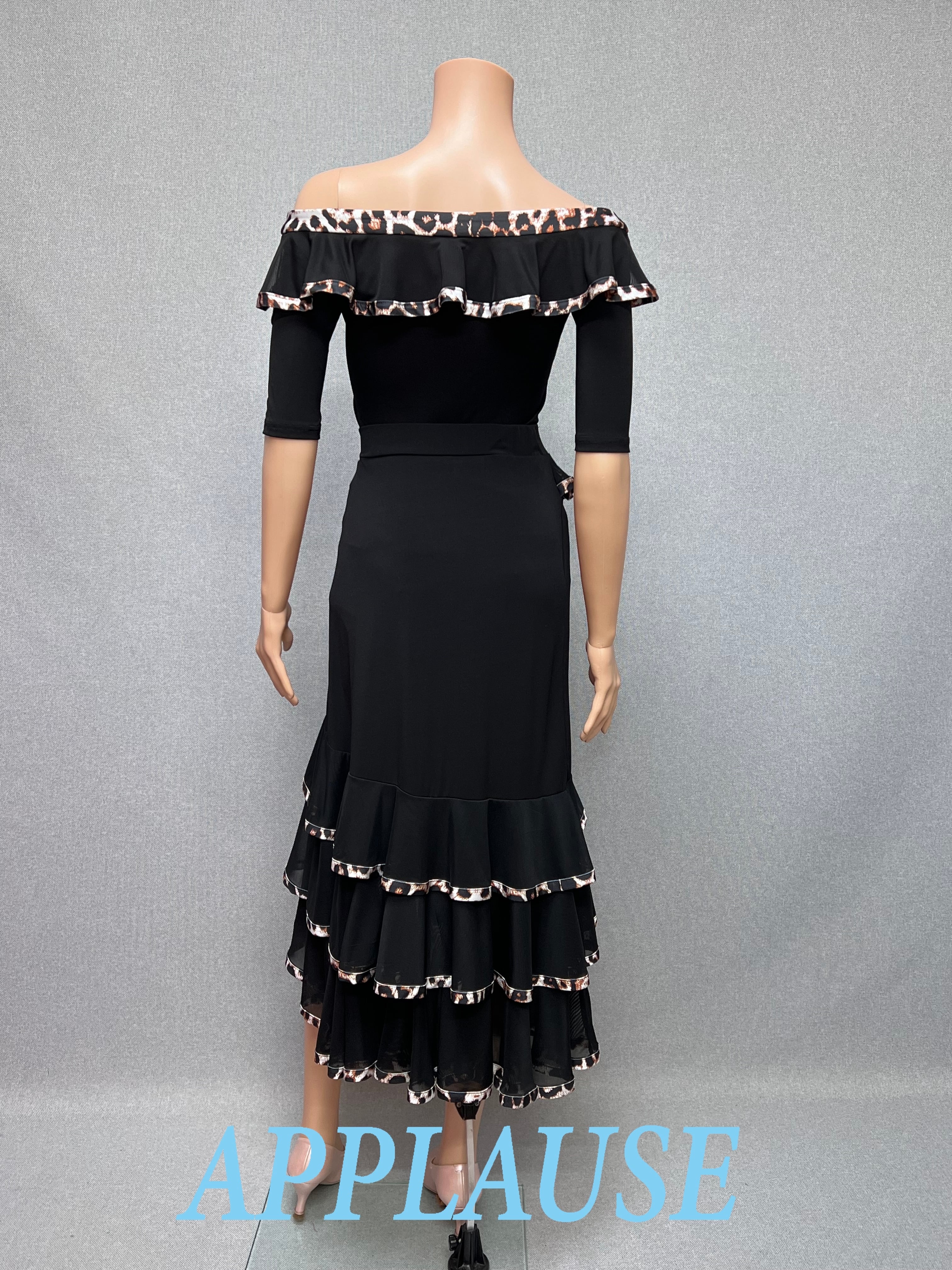 【新着】社交ダンス ドレス　ラテンドレス　　レオパード柄フリルスカート　M〜L   ST-26-6　  デモ・競技用ドレス　発表会衣装　パーティドレス　ワンピース　舞台衣装