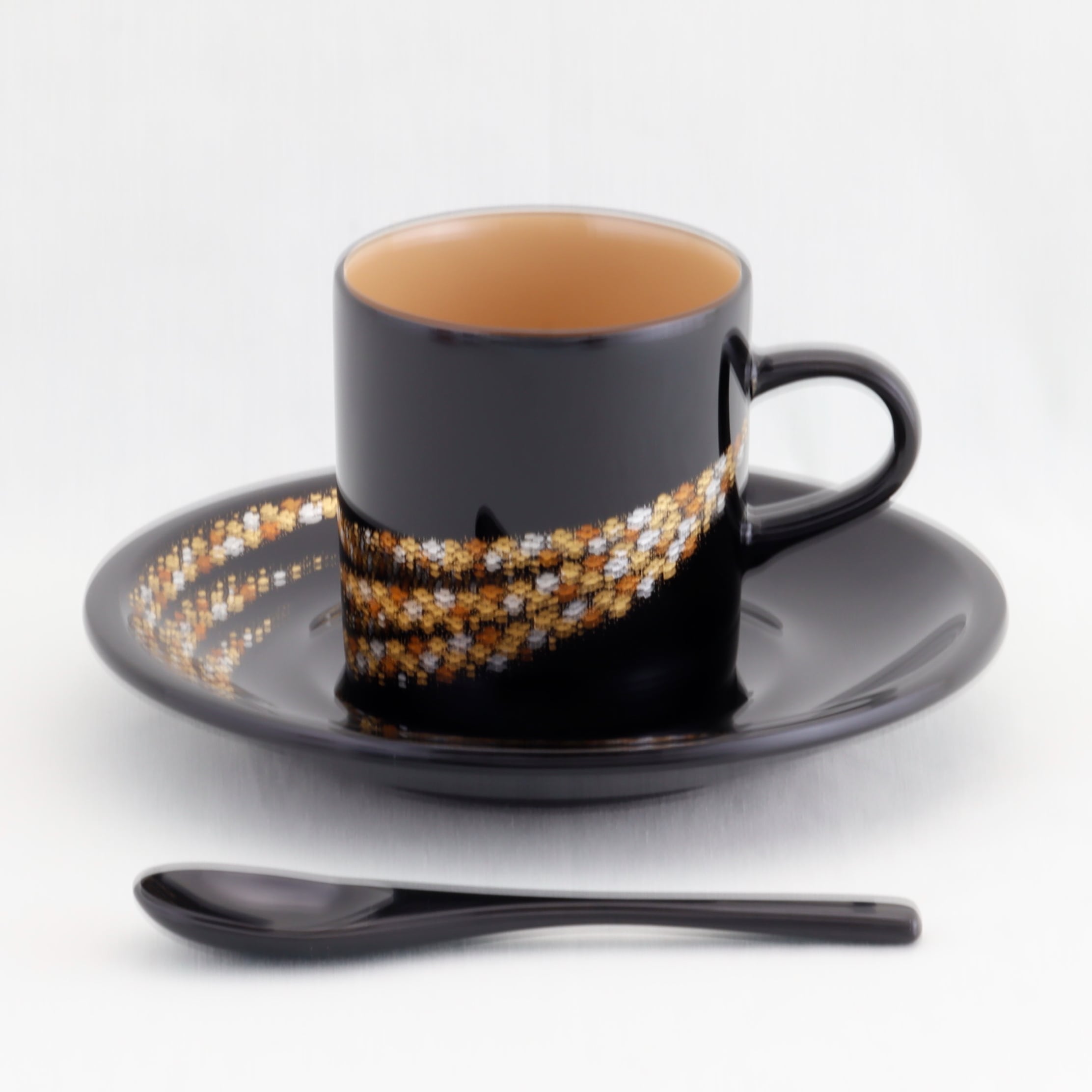 1100-A 輪島塗 珈琲カップ／小華沈金／スプー付 | 輪島塗 加藤漆器店