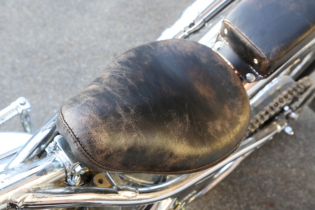 【抽選販売】クラックレザー : 60sトラディション ソロシート & ピリオンパッド セット [スムース] (CBW06)