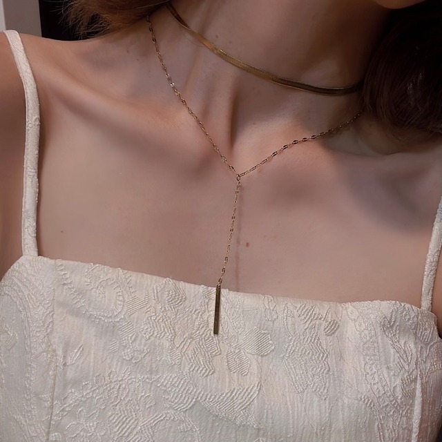 petal Y necklace