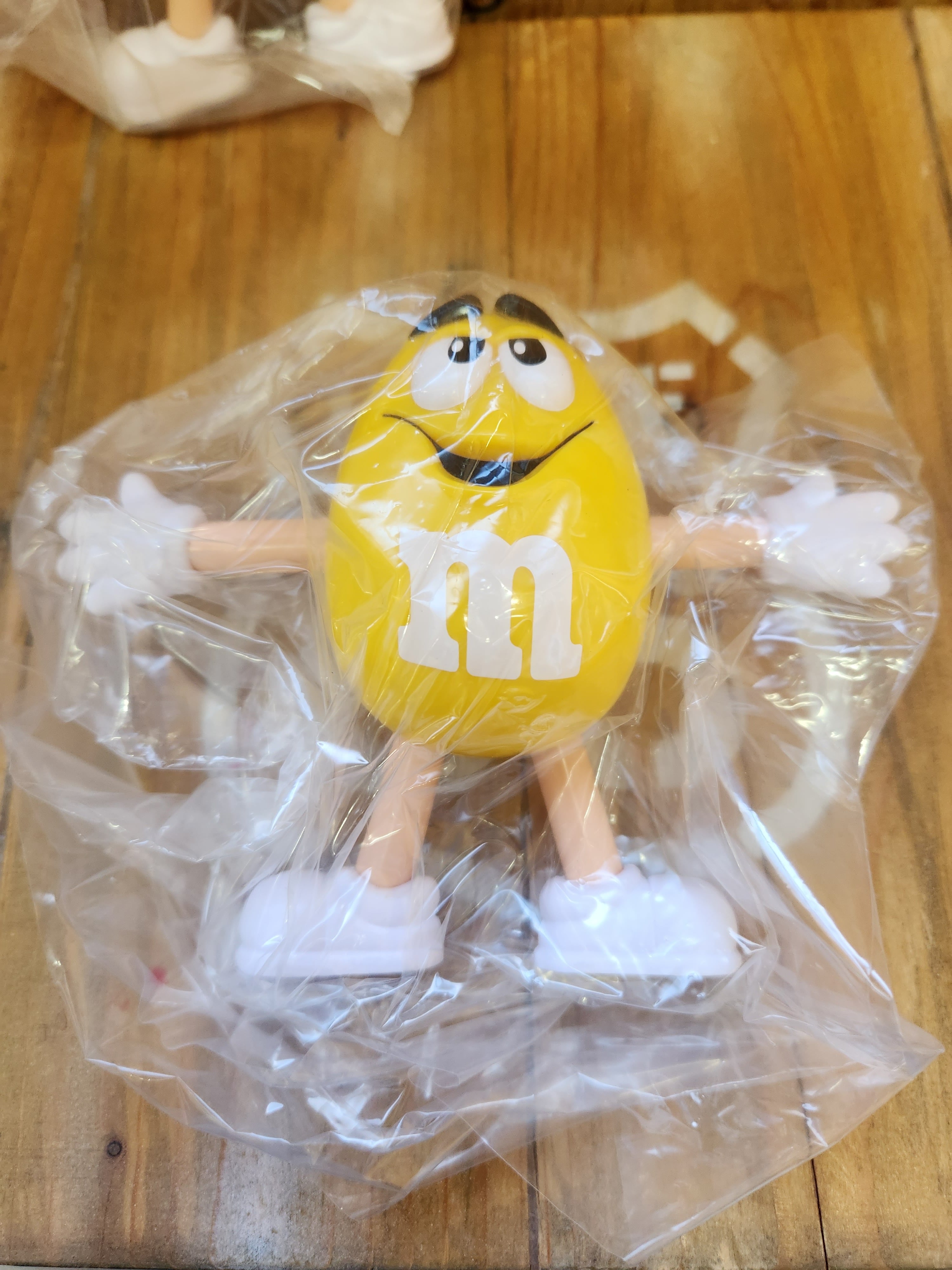 M&m's ディスペンサー 4体セット | ガレージ66ペイントhouse