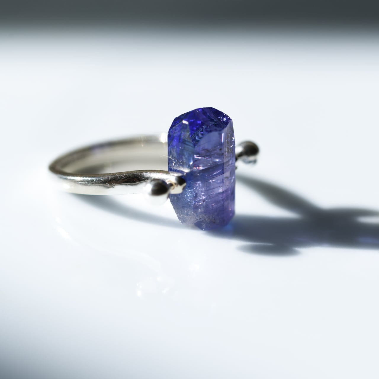 December【12 Gemstones Collection 2024】 タンザナイト 鉱物原石