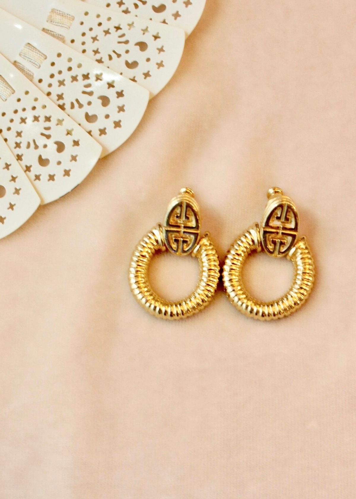 Givenchy フープピアス | lila