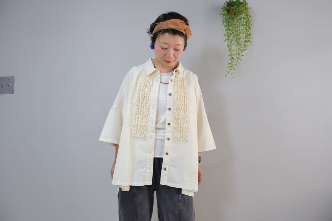 NEW！シーチングピグメントフリルBIGロングシャツ【12601-442-20