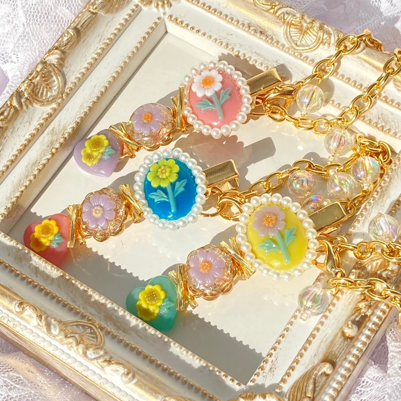 レトロ バッグ キー クリップ ニュアンスカラー くすみカラー パール 花 フラワー カメオ 風 | milutu