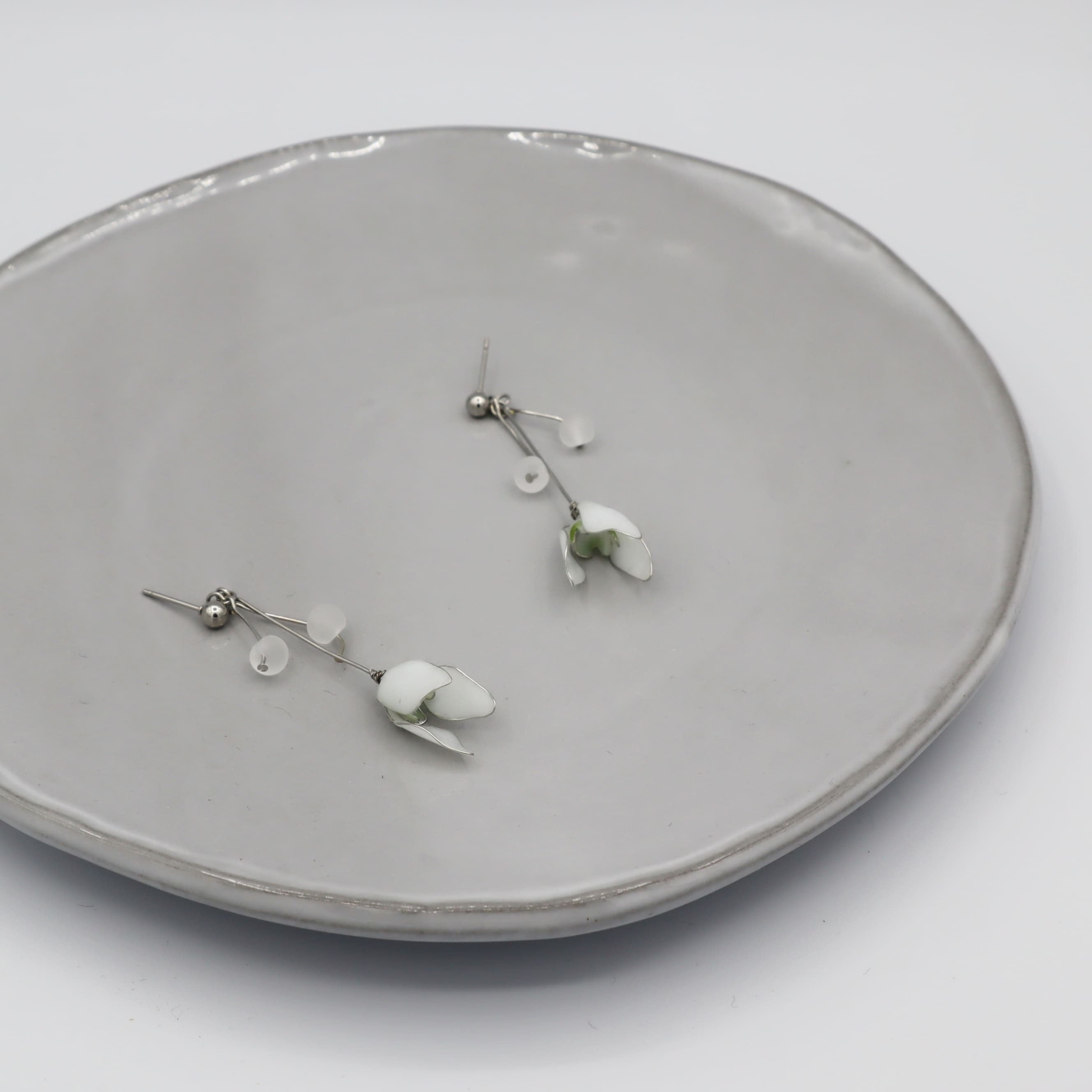 snowdropピアス