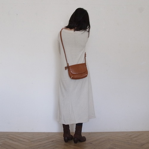 :octavus [SHOULDER BAG] arco 01-S -Camel-