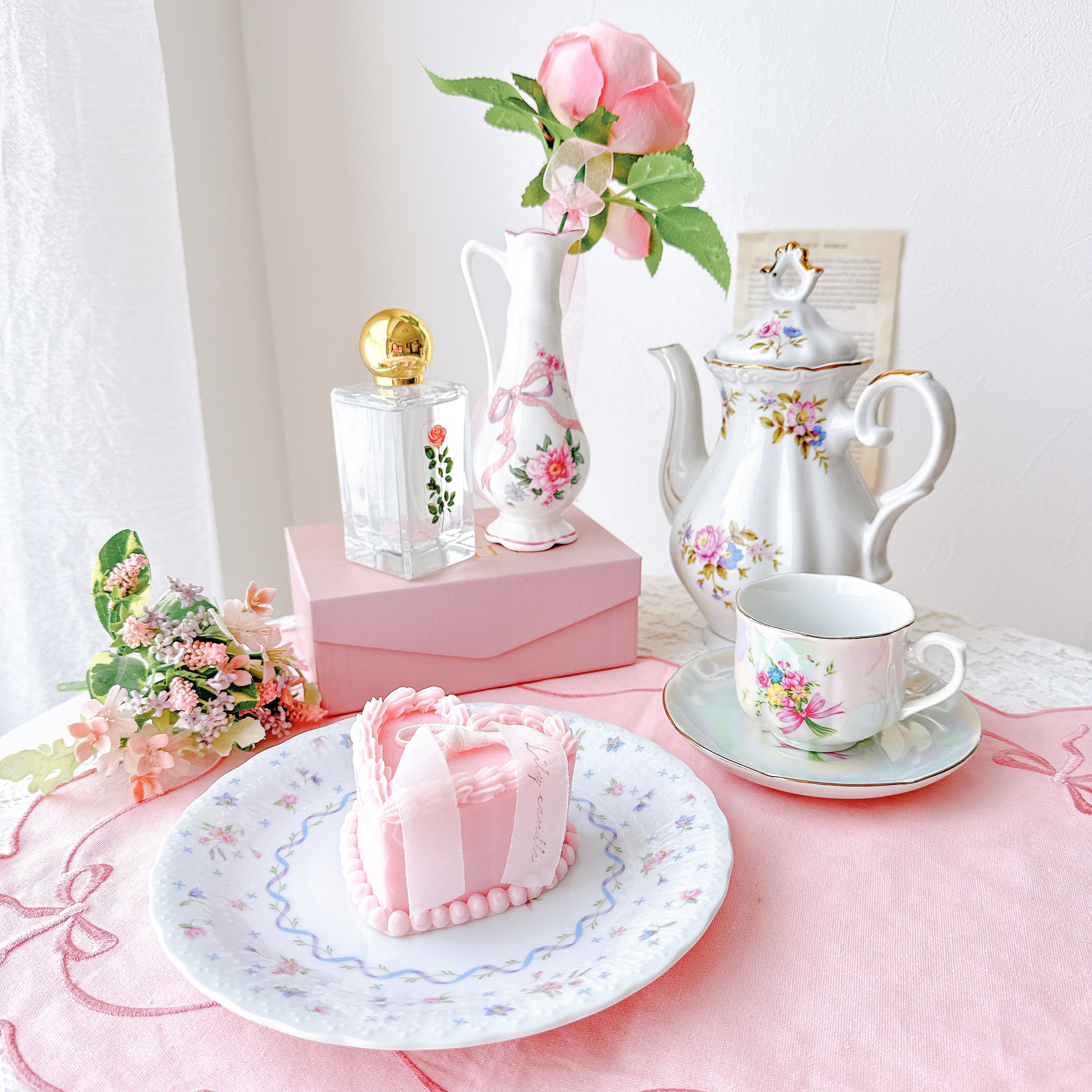 vintage】NARUMI ナルミ 春の小花と花束のプレート 19cm | piéce antique