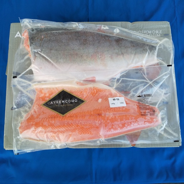 チリ産銀鮭トリムC  【プレミアム】（箱売り）