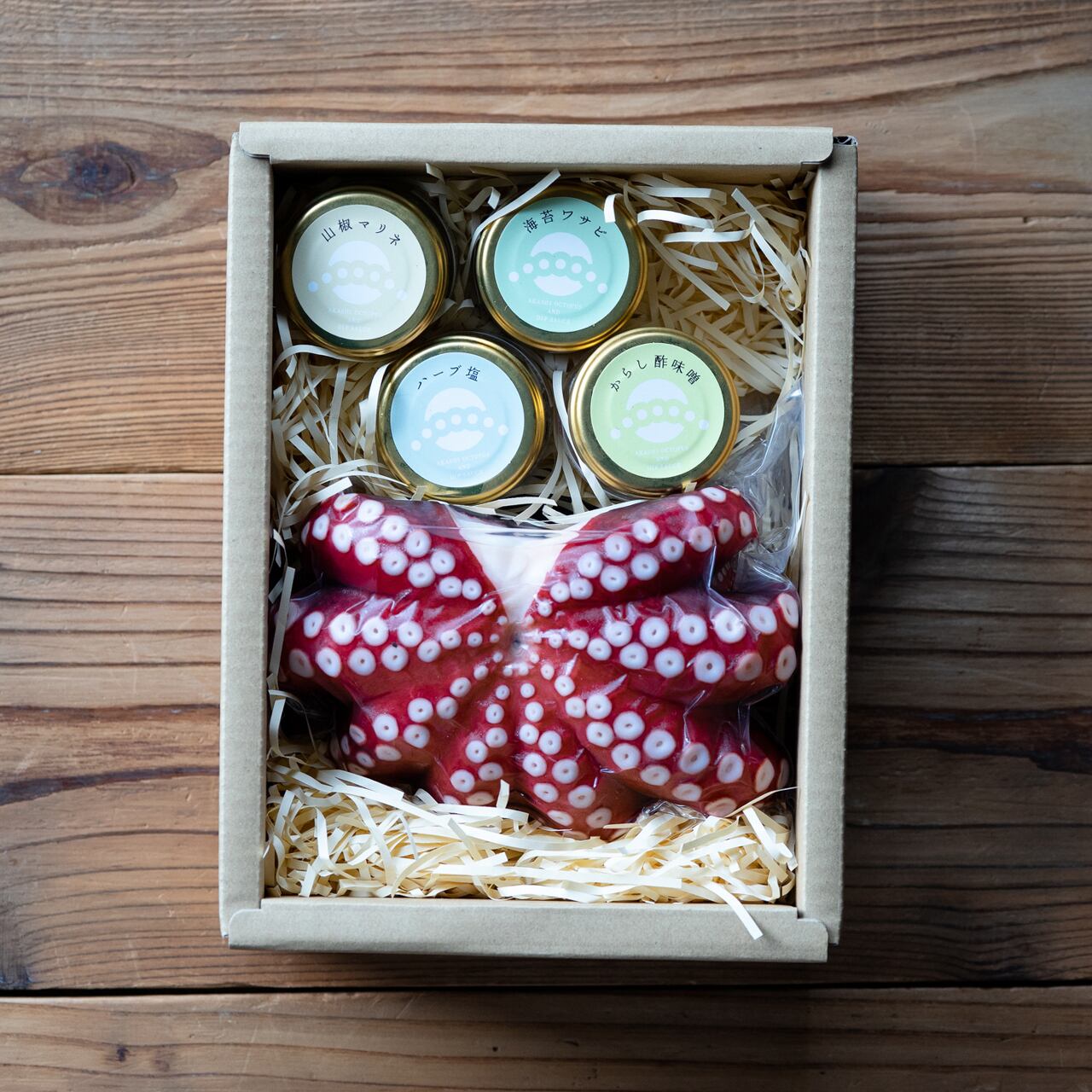 【ギフト】タコ + ソース4種(送料無料)