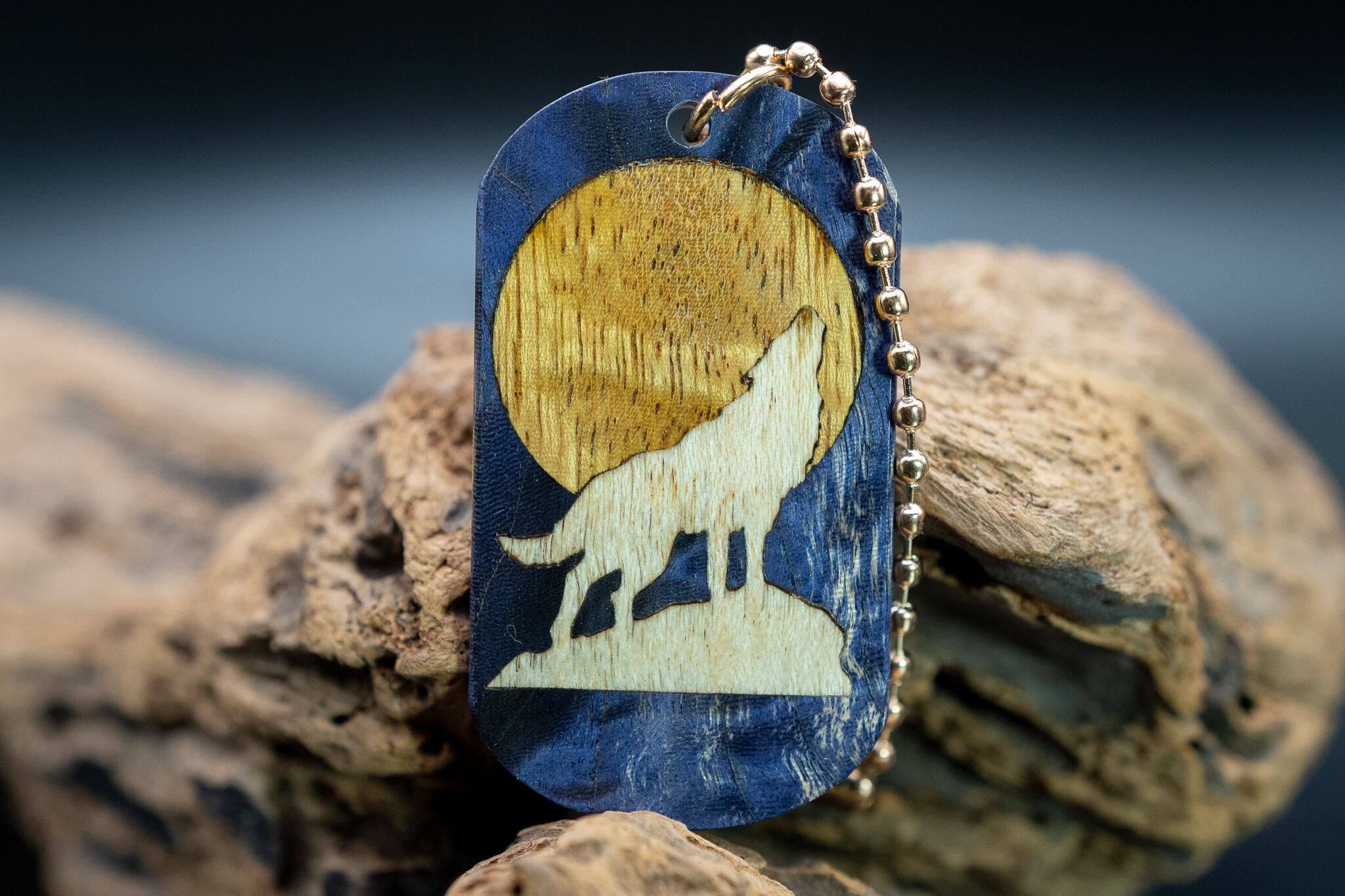 【 朧】スタビライズウッド 楓 ドッグタグ 象嵌 月と狼