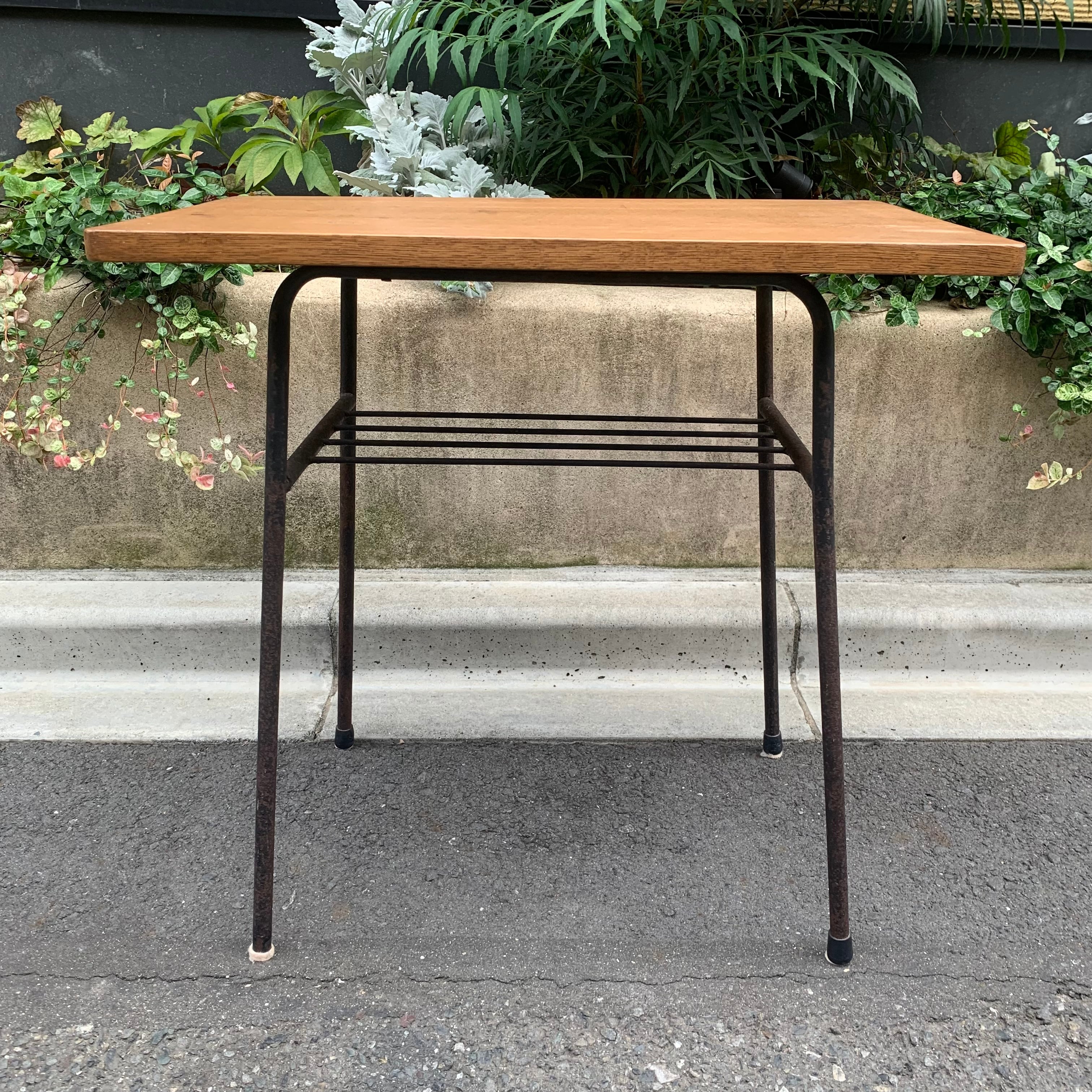 iron arm wood table トリノス-torinoth- 新宿区神楽坂のリサイクルショップ・古着