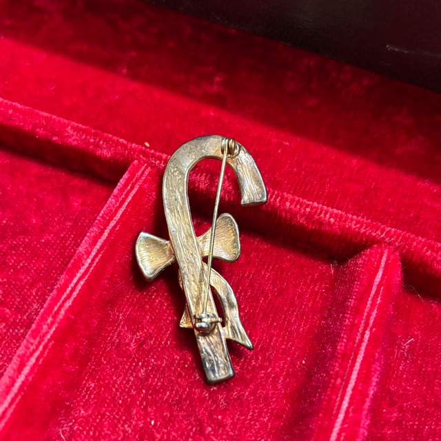 Christmas candy cane brooch