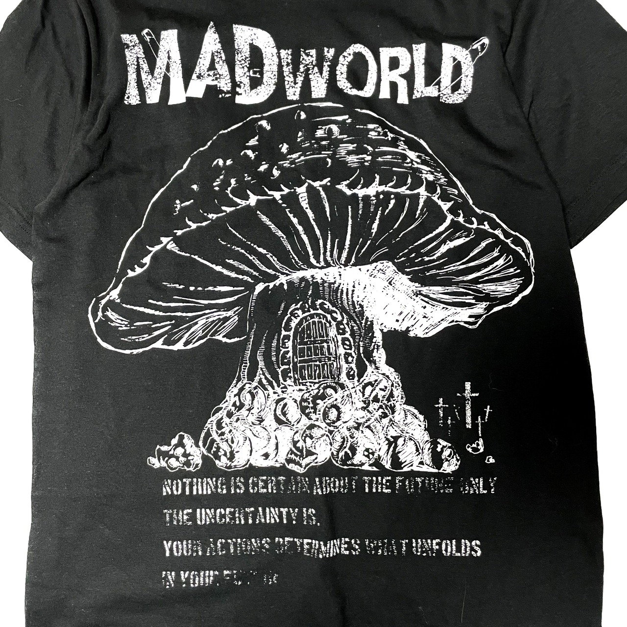 UNFINISHED MADWORLDTシャツ2023049