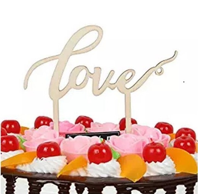 ケーキトッパー「Love」　①