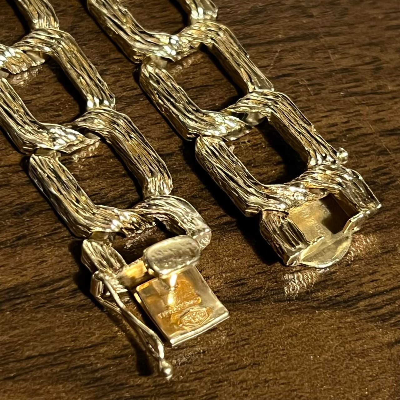 VINTAGE TIFFANY & CO. 14K Gold Textured Chain Bracelet 