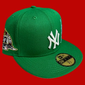 New York Yankees 27 World Championship New Era 59Fifty  Fitted / Green (Pink Brim)