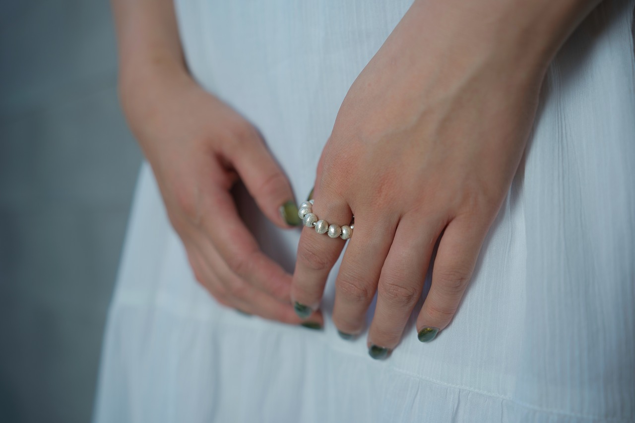 Karen silver , beads ring