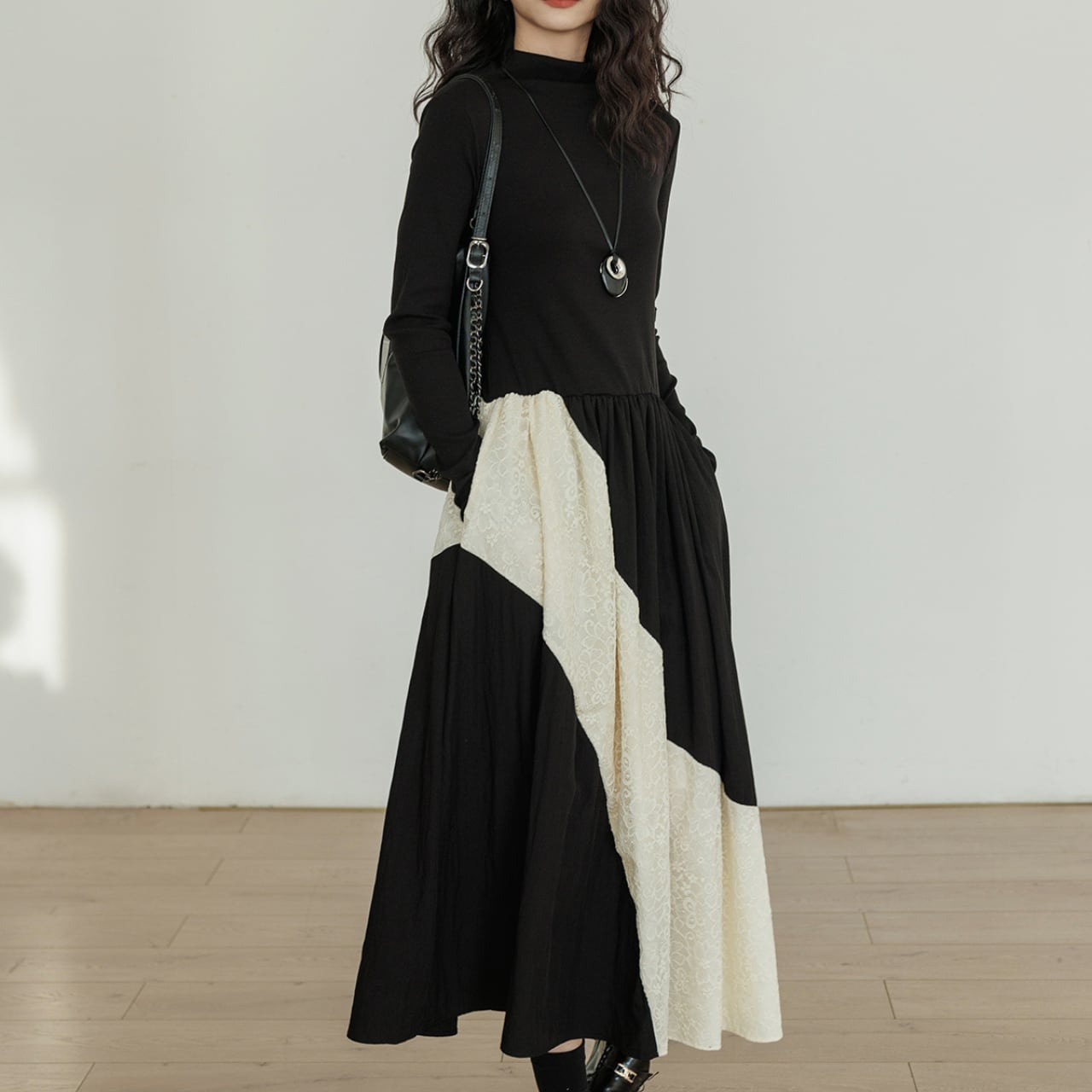 Patchwork lace design dress S443