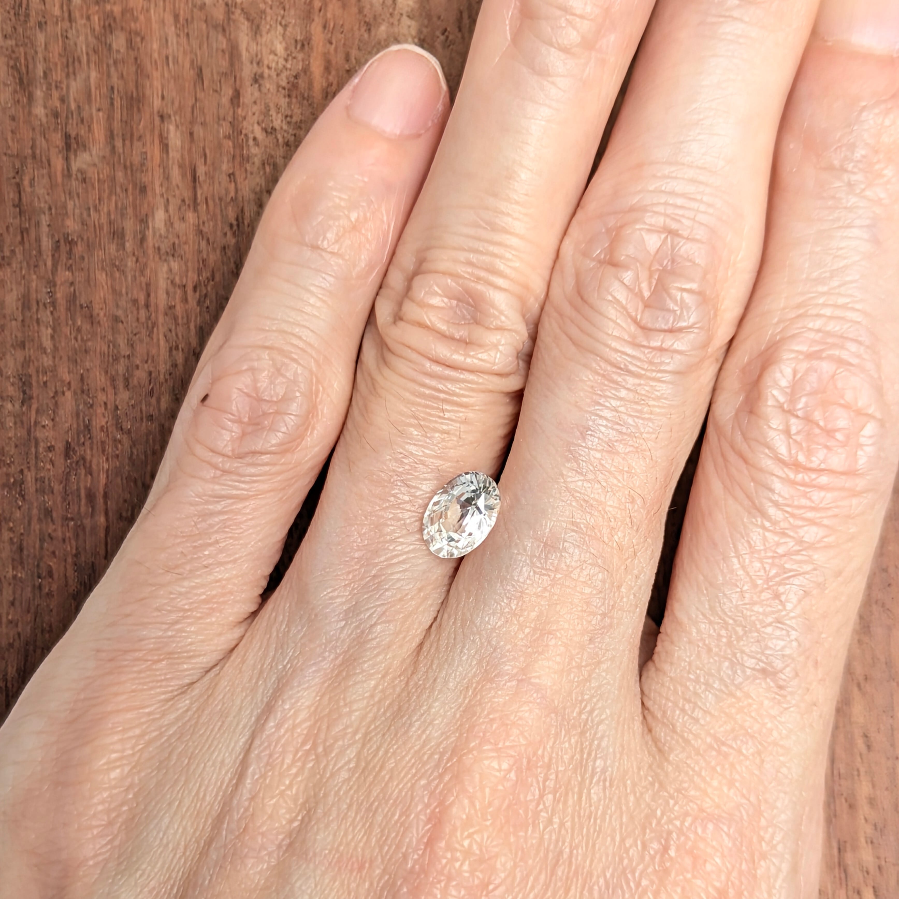 非加熱ホワイトサファイア ルース スリランカ産 【1.47ct】 PRO208960