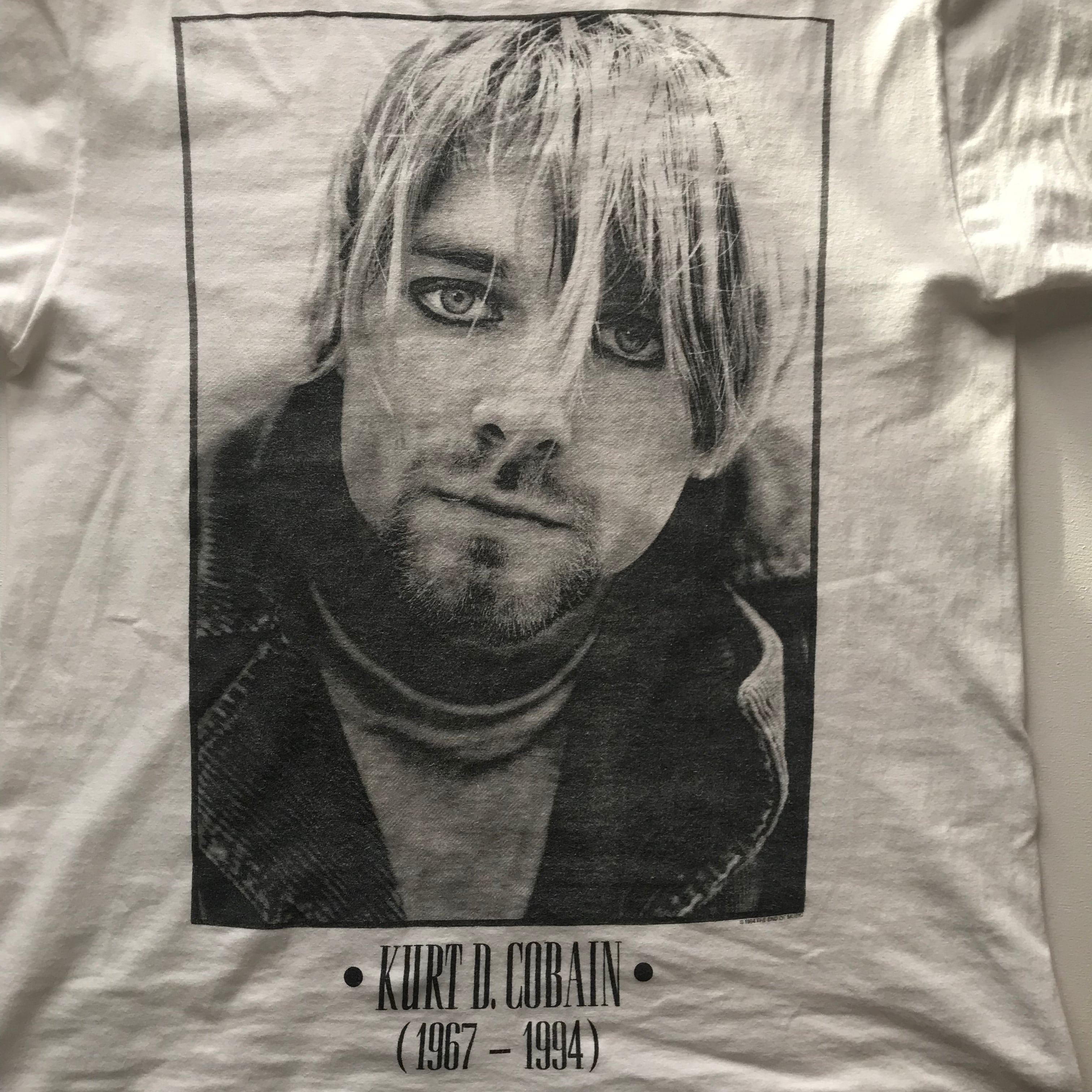 90's カート・コバーン 追悼Tシャツ 表記(L) | niche (ニッチ) 90's カート・コバーン 追悼Tシャツ 表記(L) | niche (ニッチ)