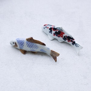 有田焼　箸置き　鯉（茶/ブルー）27-034