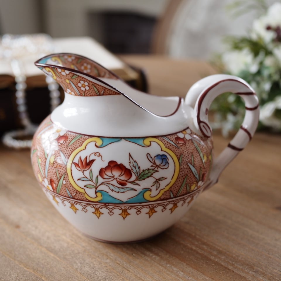 アンティークカップトリオ ビクトリア時代 ティーカップトリオ｜ヘンリー・オン・テムズの