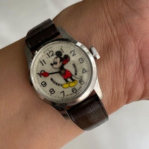 MICKEY MOUSEヴィンテージ　手巻き腕時計 ジャンク　SWISSMADE