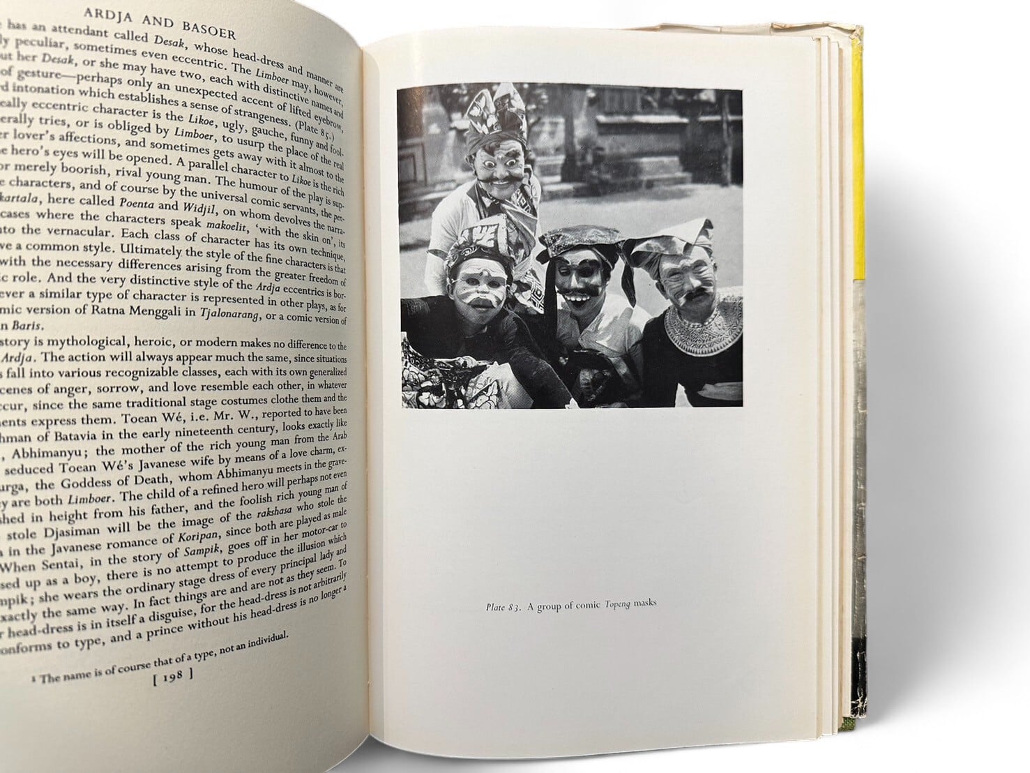 Dance and Drama in Bali（ハードカバー）貴重品！ SN009】【FIRST EDITION】Dance and Drama in Bali / Beryl de Zoete