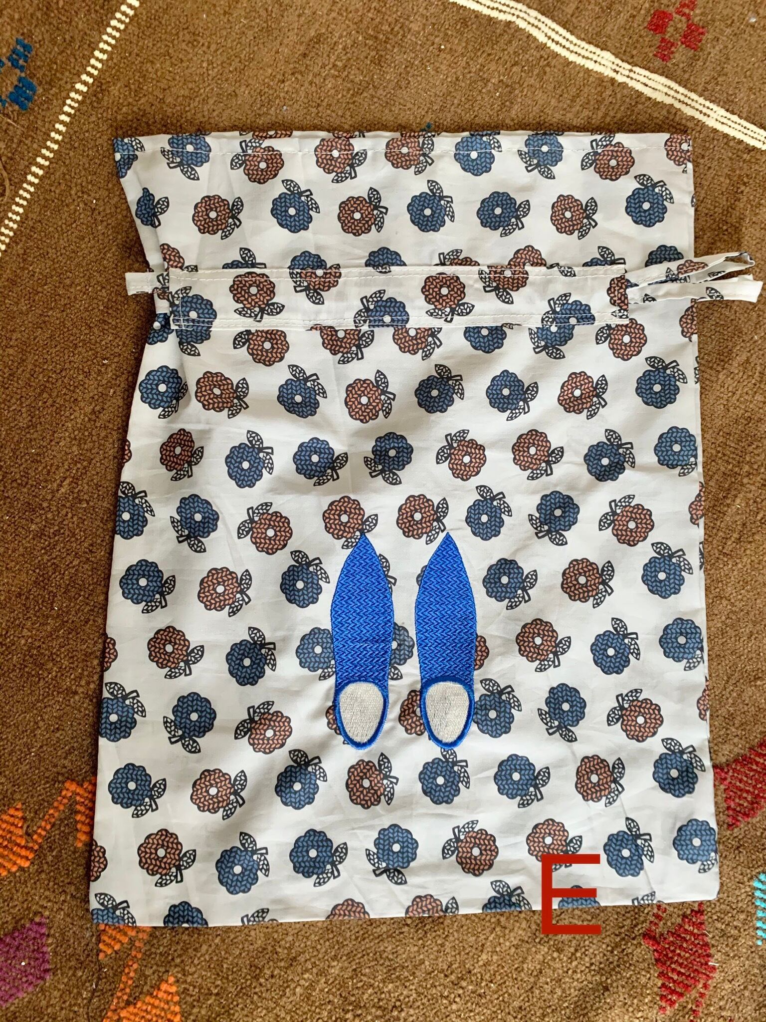 モロッコバブーシュ刺繍巾着袋