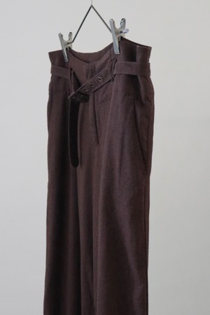 Euro brown linen pants with belt
