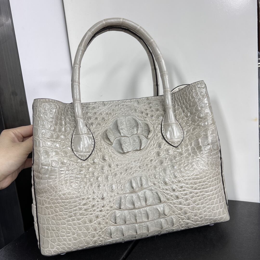 女王バッグ 高品質 クロコダイルレザー ワニ革 レディース ショルダー